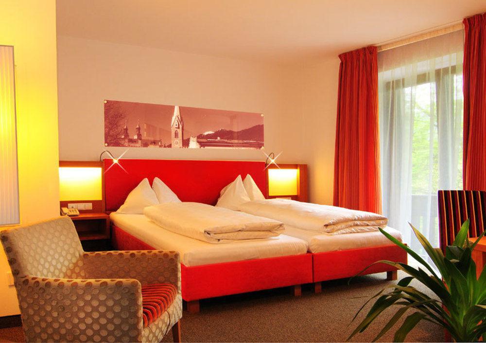 Hotel Clara Vahrn Екстер'єр фото